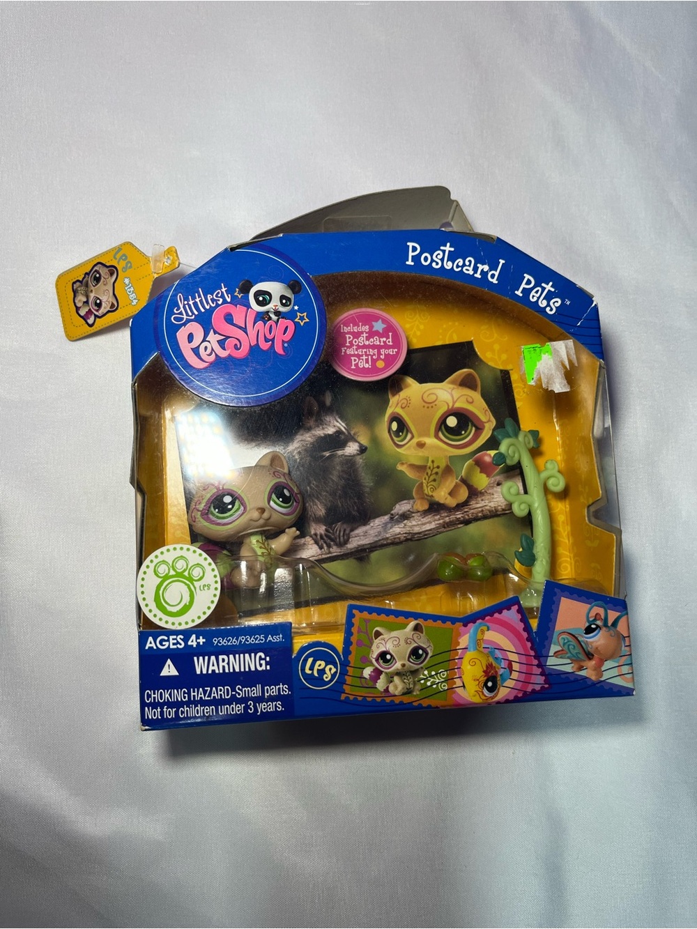 Littlest Pet Shop Hasbro LPS #1354 Postcard Raccoon New In Box 2009
